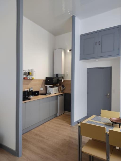 Appartement Avec Parking Prive Сомюр Екстер'єр фото